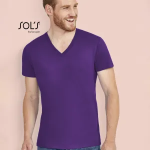 Men's deep V-neck T-shirt